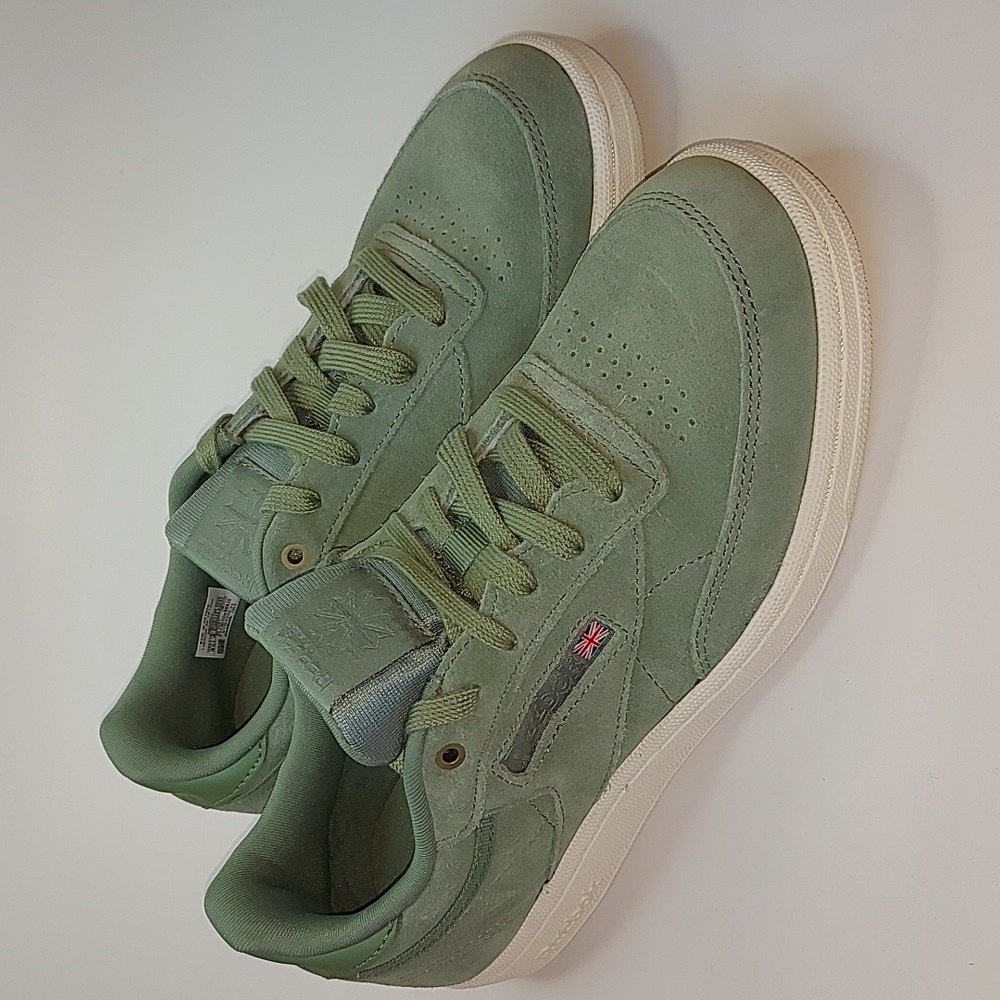 Reebok Classics by Montana Cans in Manilla Light, New, size 4.5